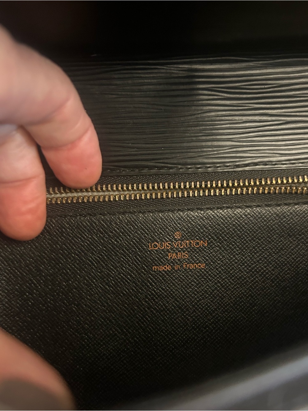 Louis Vuitton Black Epi leather Pochette Sellier Dragonne Clutch Ret. $900-1200 - Picture 11 of 15